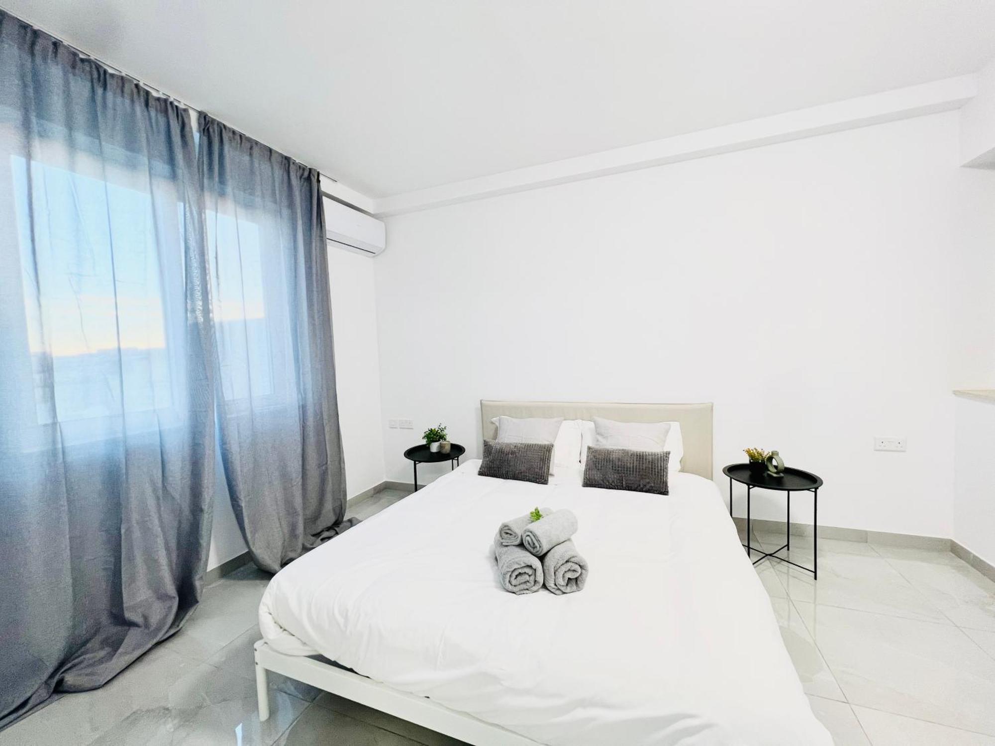 Sunshine Suits - Brand New Apartments Msida Esterno foto